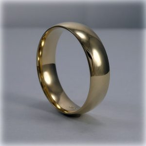 055J_GoldWeddingBand3