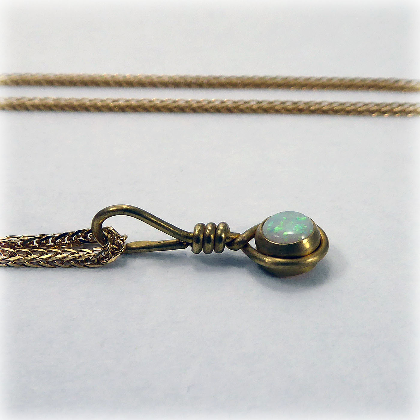 18ct gold Opal Pendant on 18" Spiga Chain, October's Birthstone - Image 4