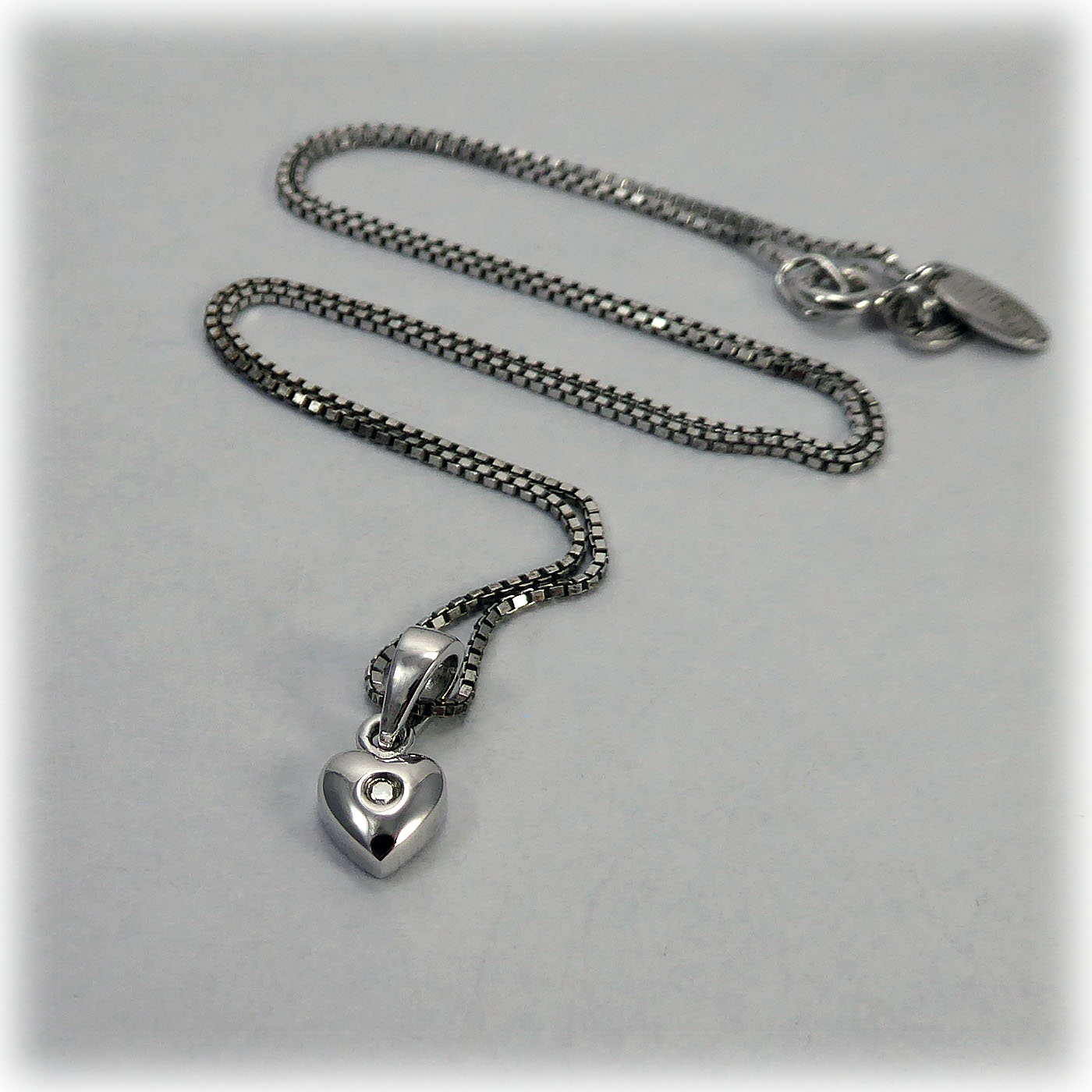 Sterling Silver Heart Pendant and Chain - Image 4