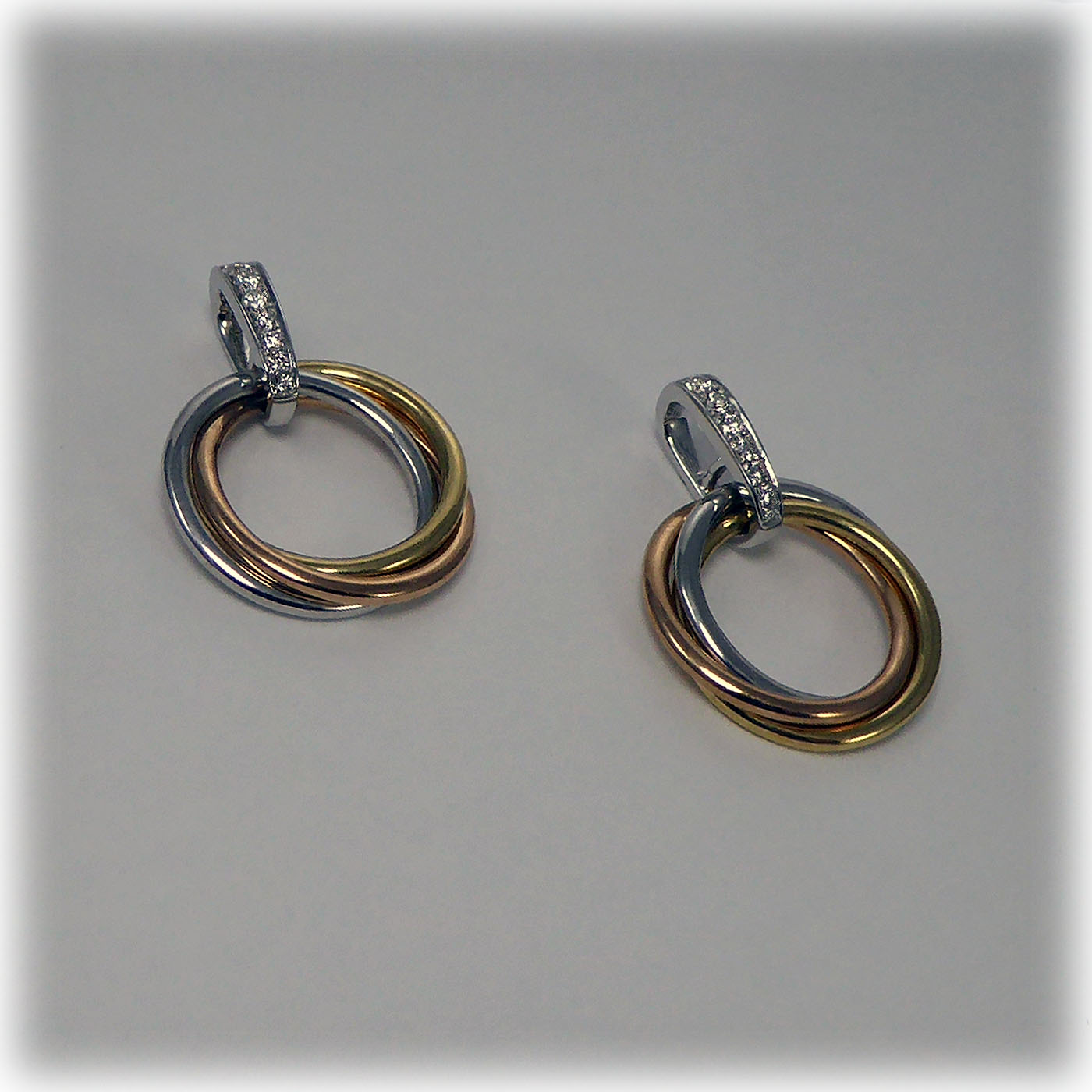18ct Three Colour Gold Circles Diamond Earrings - Image 4