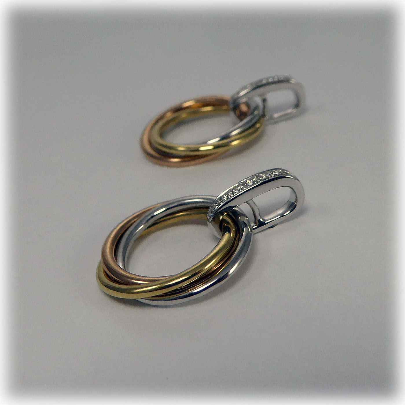 18ct Three Colour Gold Circles Diamond Earrings - Image 5