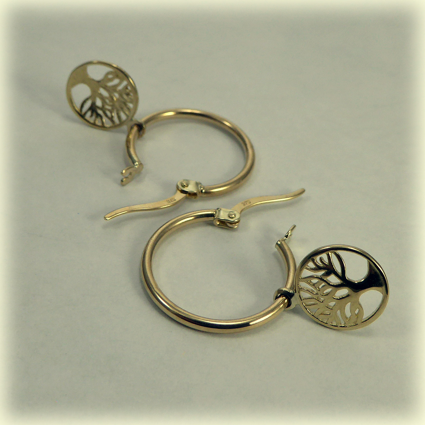 9ct Yellow Gold Tree of Life Earrings - Image 3