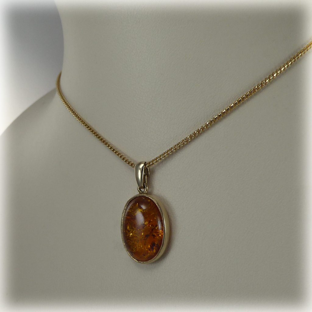 9ct gold Amber Pendant | Mr Allan Jewellers