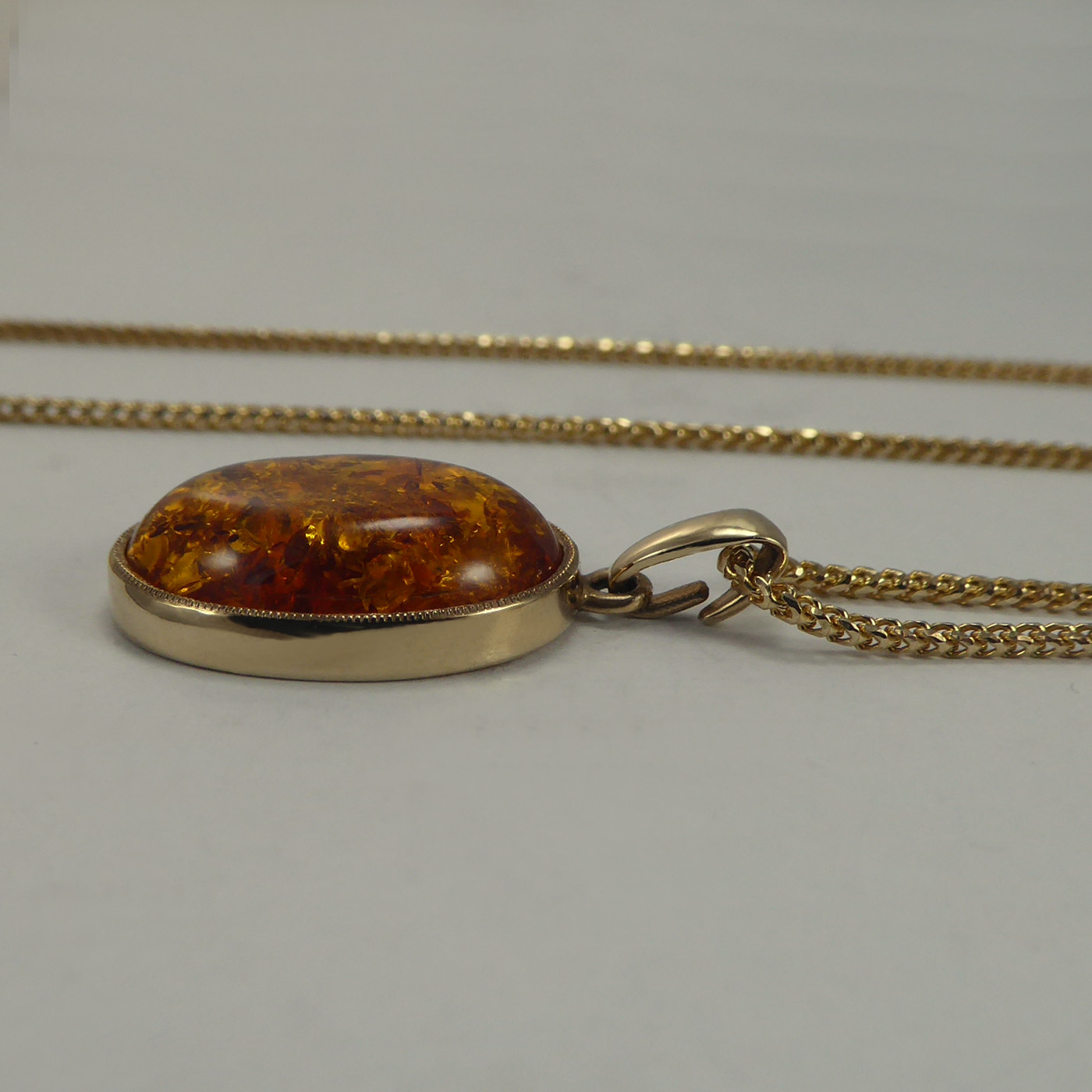 031F_AmberPendant5