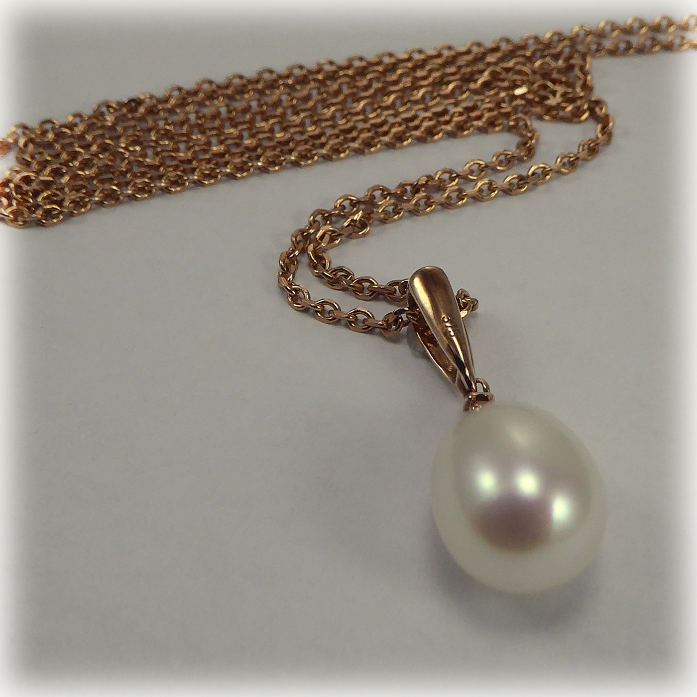 9ct Rose Gold Freshwater Pearl & Diamond Pendant - Image 6