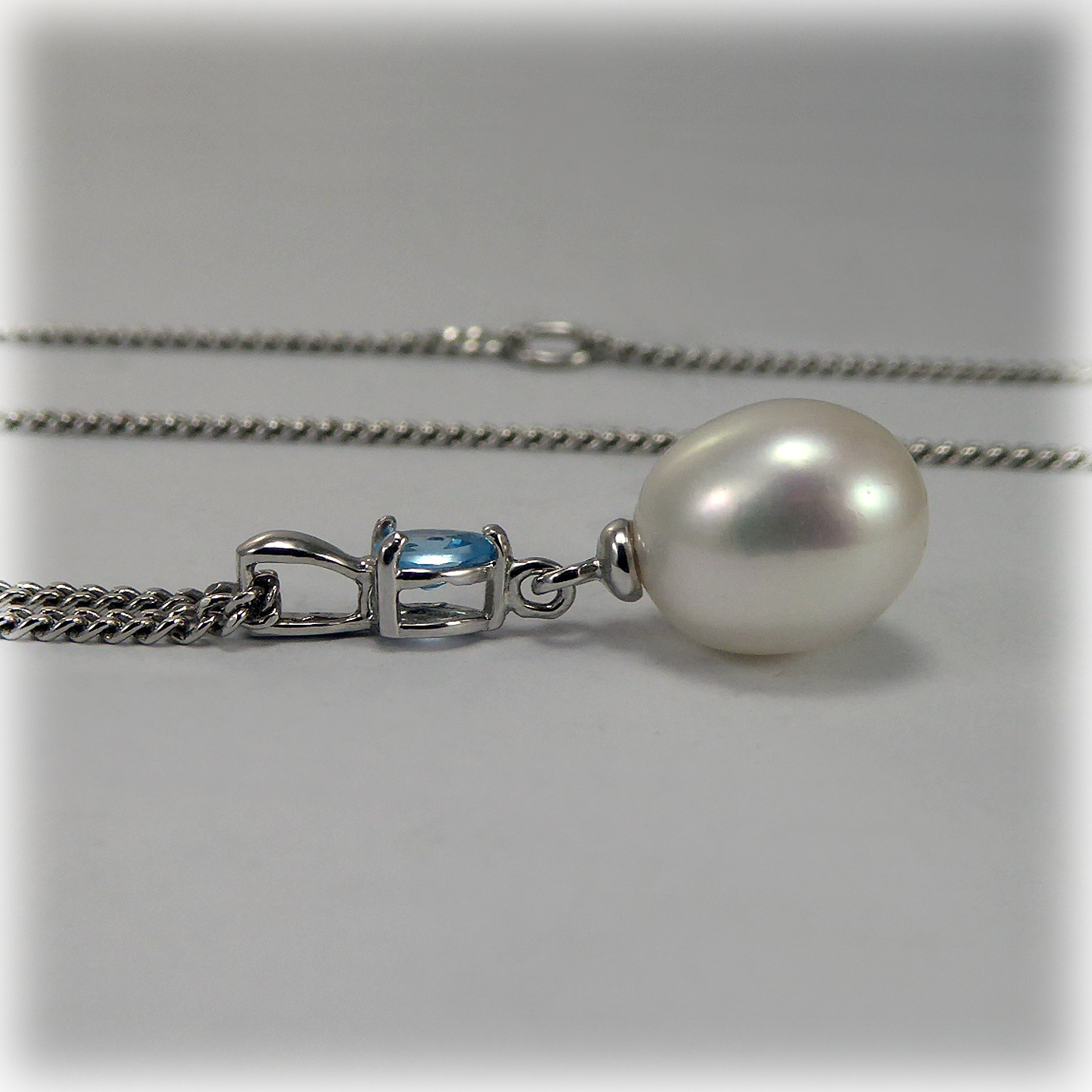 731A_PearlBlueTopazPendant5