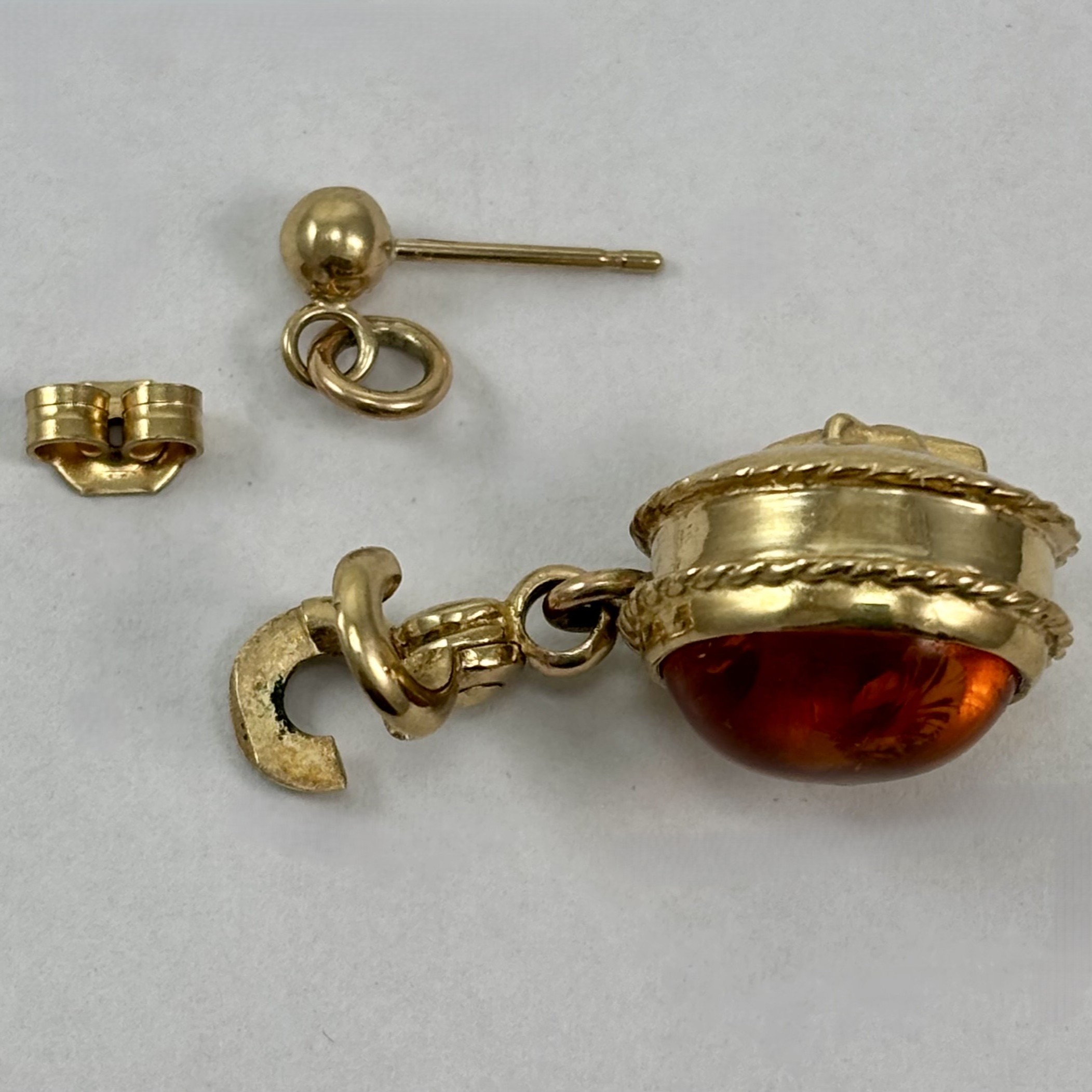 9ct Amber and Diamond Earrings - Image 5